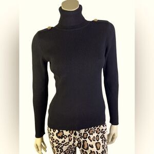 Staple Lauren Turtleneck w/ Decorative RL Buttons in Great Condition Size Small